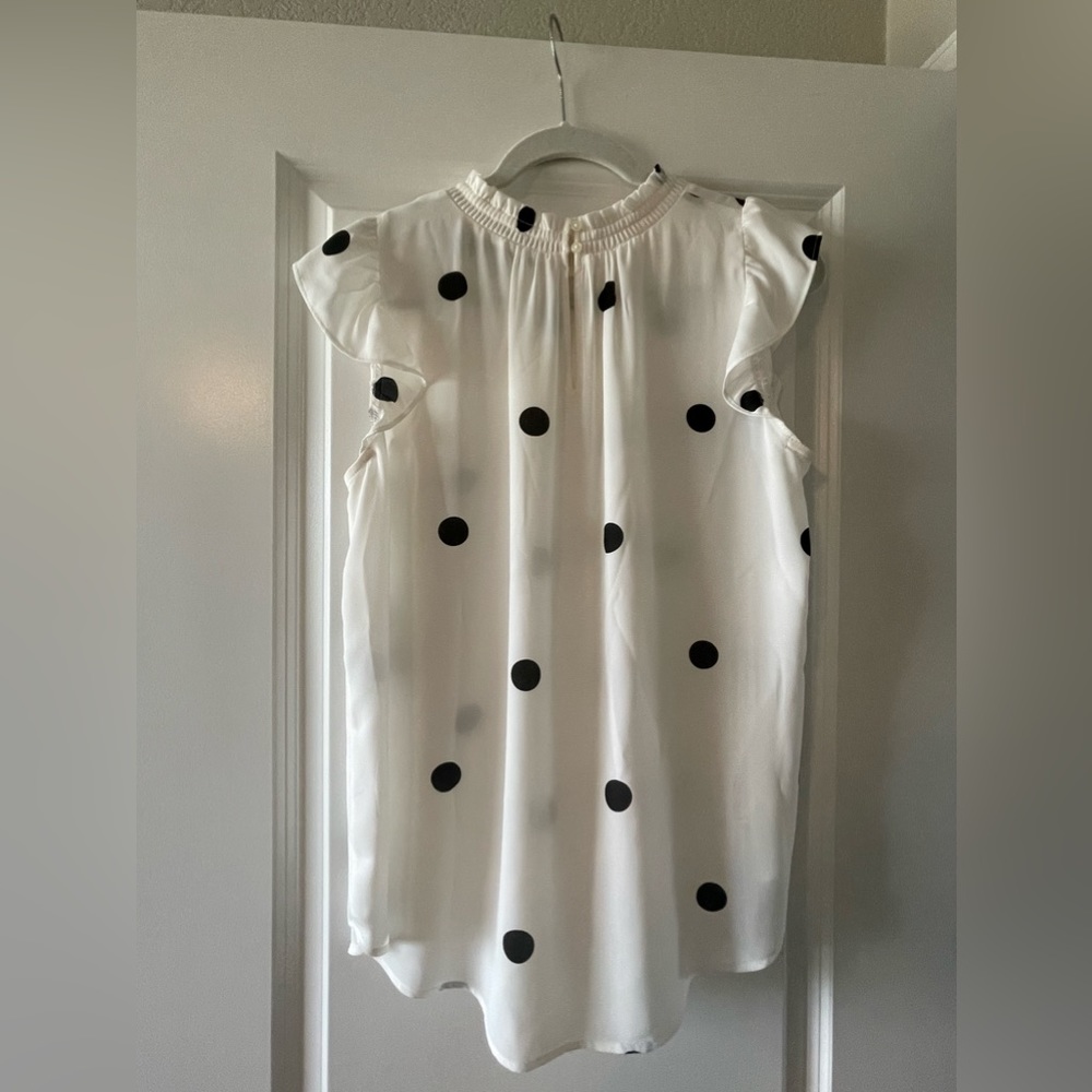 Loft ruffle sleeve white sleeveless top with black polka dots!
